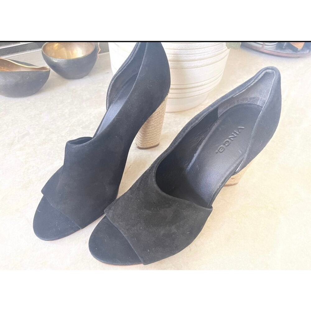 Vince Heels black suede juted round heel sz 7 NEW - Picture 7 of 10